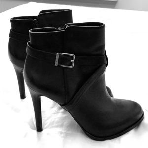 Gianni Bini Ankle Boots